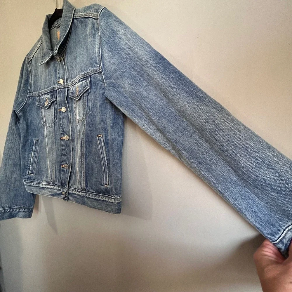 GAP Icon Denim Jacket Medium Wash Blue Cotton Trucker S/797118-00 Mens M